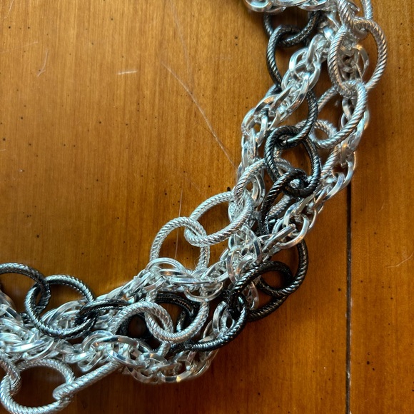 NWOT Beautiful Silver and Black Multi-Chain Necklace 9” Length - Picture 2 of 4